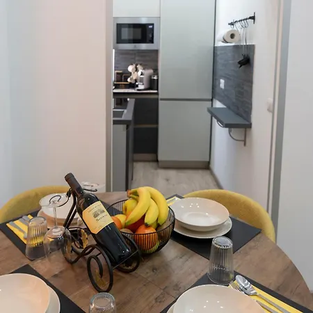 Frühstückspension Cola 4*