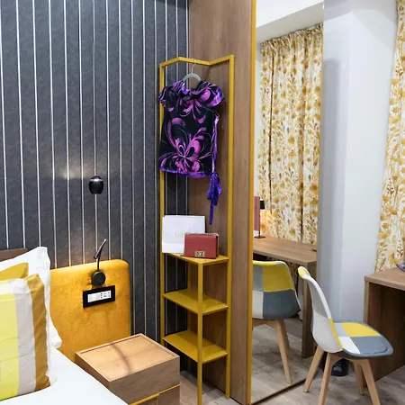 Cola Frühstückspension 4*