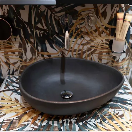 Frühstückspension Cola 4*